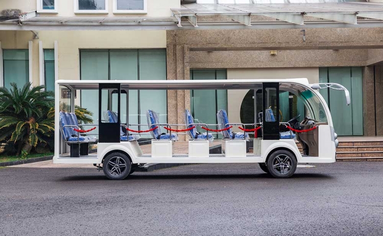 18座電動(dòng)觀光車(chē)-傳奇款